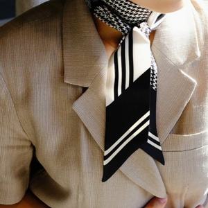 [헤지스] 블랙 패턴 실크 스카프[HISC4E890BK]