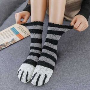 폭신폭신 고양이발바닥 수면양말 선택-블랙스트라이프