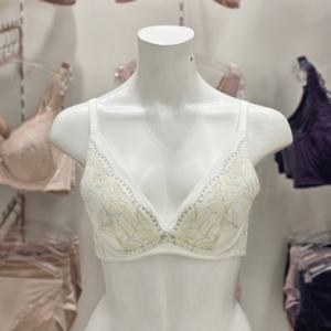 [트라이엄프] 수입 아쿠아 러쉬 오일패드 볼륨 몰드브라 TCES169049 GT