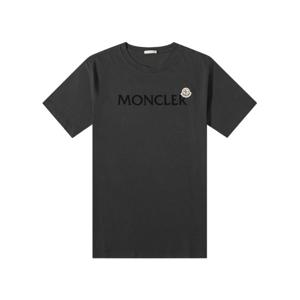 몽클레어 로고 패치 반팔티셔츠 블랙 남성 8C00075 8390T 999