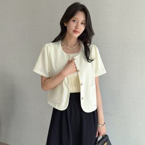 [한정수량] [모리스커밍홈] 라운드 셔링소매 골드버튼 자켓_M2505JK611B