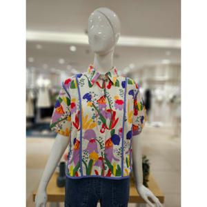 [포커스] 포커스 라인 배색  플라워 블라우스 FM5D7BL00976