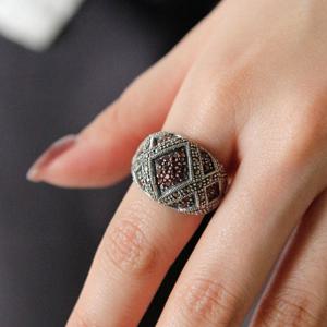 바이데이지 가넷 마카사이트 고마루 실버 반지 Br0354