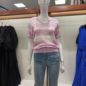 수스 HC04 단가라 브이넥 니트 S252BSW573