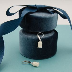 제이로렌 튤립 플라워 원터치 귀걸이 M04033