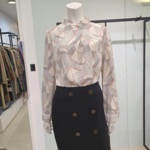 아니베에프 세이브존01 차이나넥 패턴블라우스 A38WBL570