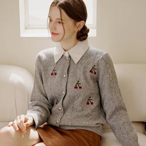 FOCUS  카라 배색 체리 울니트 가디건 PBBF5F1KC4621