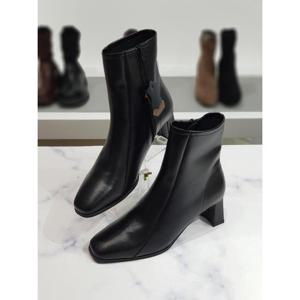 한슈 세이브존03 여성 가죽 플리 앵클 미들 부츠힐6cm AGHS372092gdA