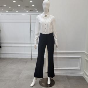 [미니멈]브로치 포인트 카라블라우스(MXDAWB9350 IV)_IC