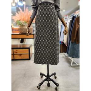 스테파니 세이브존01 H라인 체크 스커트 A25SK5404S
