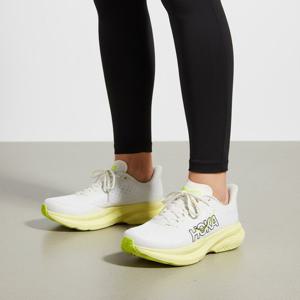 배송 호카 러닝화 마하 6 여성 1147810-WNH