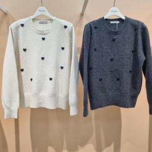 라티움 HC34 신축성좋은미니하트라운드니트스웨터 T2611sw09