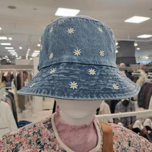 지센 HC40 플라워 패턴 데님 버킷햇 LAAPQ304 BL