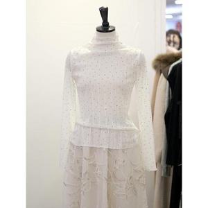 메종블랑쉬 세이브존03 르피타 전체 큐빅 망사 티 블라우스 AQL261BBL301A