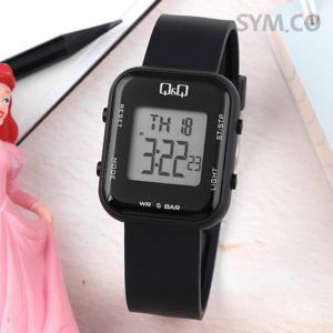 큐앤큐 M207J-001Y 사각 스퀘어 디지털 블랙 어린이 방수 아동 우레탄 시계 d
