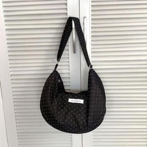 땡땡이 반달 천가방 넉넉한 호보백 여행가방