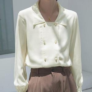 [깨비몰][깨비몰] 여성 봄 가을 더블 진주 단추 새틴 블라우스 (