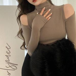 F007121_유니크 어깨트임 목폴라티 기모스판