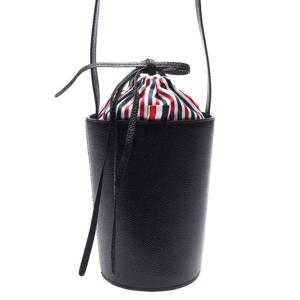 [톰브라운(잡화)]22FW 여성 페블 그레인 미니 버킷 숄더백 (FAP384A_00198_001_22F)