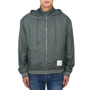 톰브라운 남성 후드 바람막이 점퍼 MJT496A 06859 045