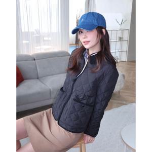 헤지스 여성 25SS 퀼팅블랙 집업 숏 퀼팅 점퍼 HSJU5A103BK