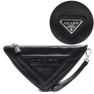 [프라다]23FW 여성 트라이앵글 클러치백 (1NE039 2BYA F0002 23F)