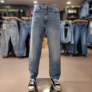 리바이스 568 루즈 라이트웨이트 진 29037-0085