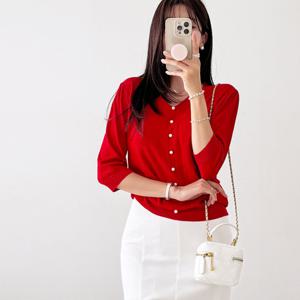 [나크21] 셔링 숄더 진주 브이넥 니트티 NK52-TD-75