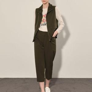 올리비아로렌 H 짚업 카라베스트 VVCQC4F7361