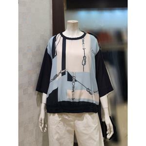 [벨라디터치][벨라디터치] V1E2BL50 체인 프린트 블라우스 (P003