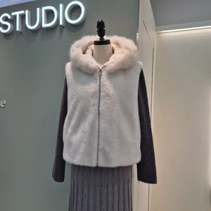 [수스]후드트리밍 베스트 Y256NVOA03 /블랙,아이보리