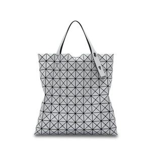 바오바오 이세이미야케 프리즘 매트 토트백 BB48AG503 11