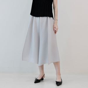 [요이츠](택가 185000원)[요이츠] 사선 플레어 밴딩 플리츠 팬츠_YJ04WNPSL07