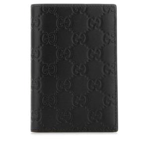 구찌 남성 블랙 GG 가죽 여권지갑 850184AAFDV 1000
