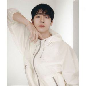 커버낫 [추영우 ]패커블 경량 UV 윈드브레이커 아이보리 392783