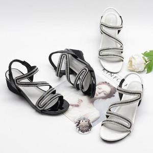 [할마마마][할마마마] 중년여성블링샌들 외출샌달 봄여름 밴딩 (