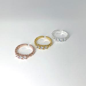 [폭스타일] [실버] 쓰리큐빅 트위스트 반지