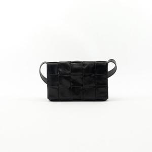 보테가베네타 연예인 명품 카세트백 717587VCQ718803