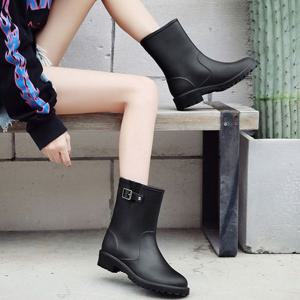 캐주얼 여성 검정색 비오는날 장화 레인부츠 슈즈