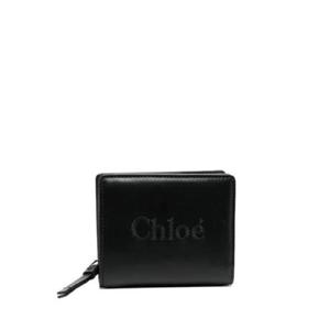 끌로에 센스 로고 자수 가죽 지갑 CHC23SP867I10