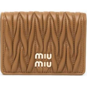 미우미우 마테라쎄 5MC103 AFPP F098L 카드지갑 브라운 (5MC103 2FPP F098L) [국내발송]