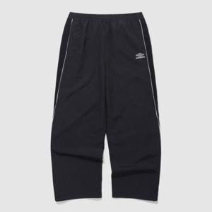 엄브로바지 PQA UQ121CPT23-BLK 엔지니어드 우븐 와이드 & 조거 2WAY 팬츠 / BLACK