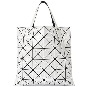 이세이미야케 바오바오 루센트 유광 토트백 화이트 AG053 01