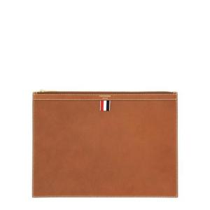 톰브라운 남성 브라운 미디움 클러치 MAC021L_L0044255