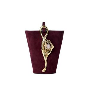 끌로에 스컬프 핸들 스웨이드 클러치 CH26SS720R3055H