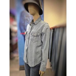 리바이스 여성 에센셜 웨스턴 데님 셔츠  16786-0018