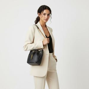 생로랑 25FW 카산드라 체인 버킷백  840888 AAFC0 1113