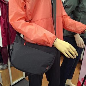 레드페이스 HC12 브리즈크로스백(중)BK REEGBPXBE104