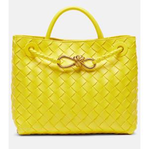 보테가베네타 Andiamo 스몰 레더 토트 백 P01075936