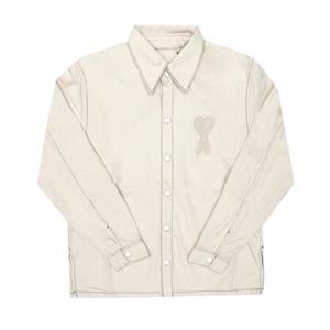 AMI HJK275 DE0039 136 아미 드 꾀흐 토널 크로셰 하트 로고 탑스티치 남성 셔츠